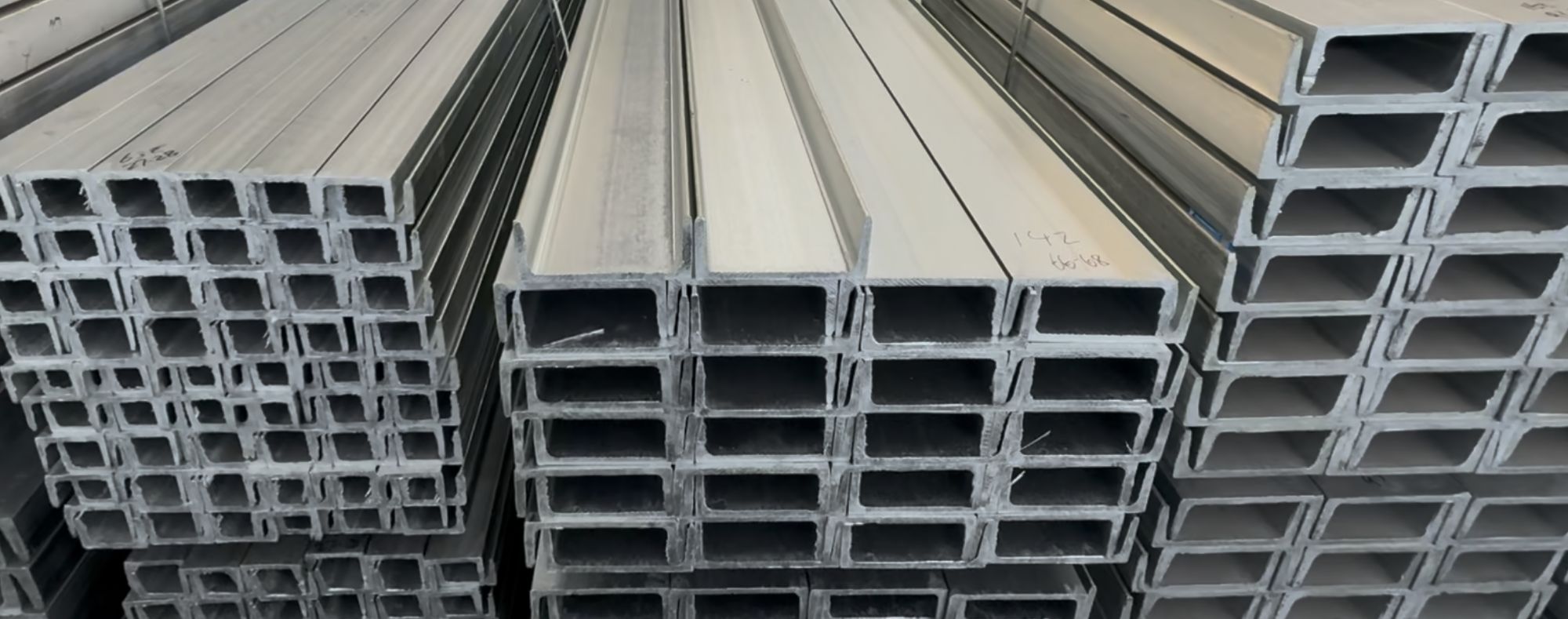 Top Hot-Dip Galvanized Channel Steel Factory: Quality and Durability for Your Projects